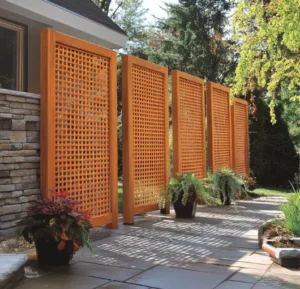 wooden-privacy-screen-for-wind-blocking